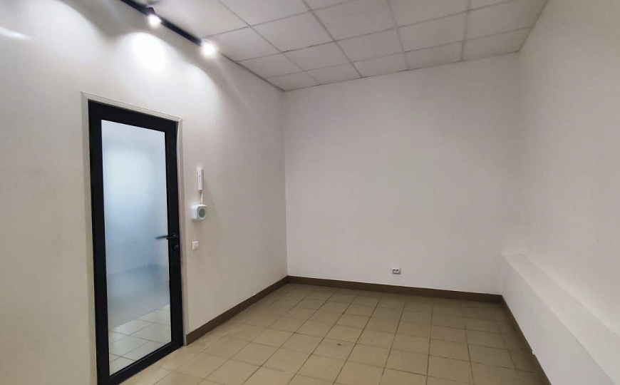 Сдается кабинет 10 кв м в центре "Звезды" фото