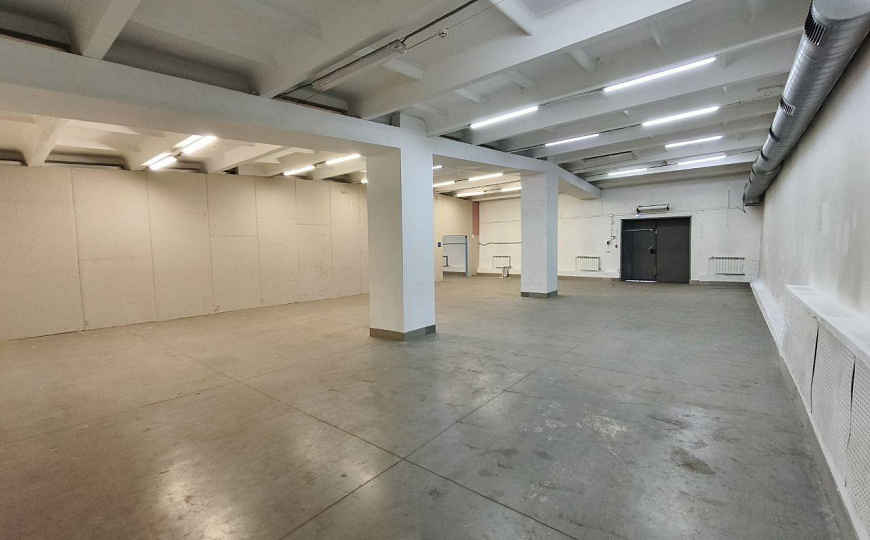 555 м² в современном городском пространстве фото