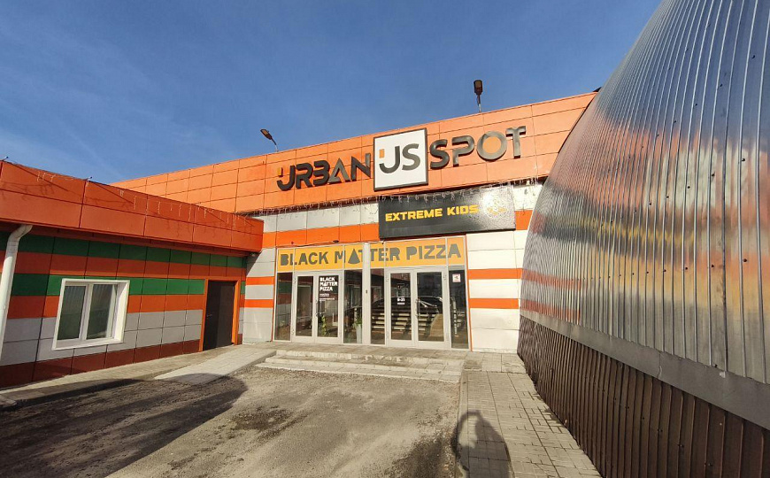 555 м² в современном городском пространстве фото