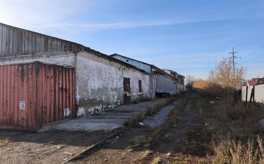 555 м² в современном городском пространстве фото