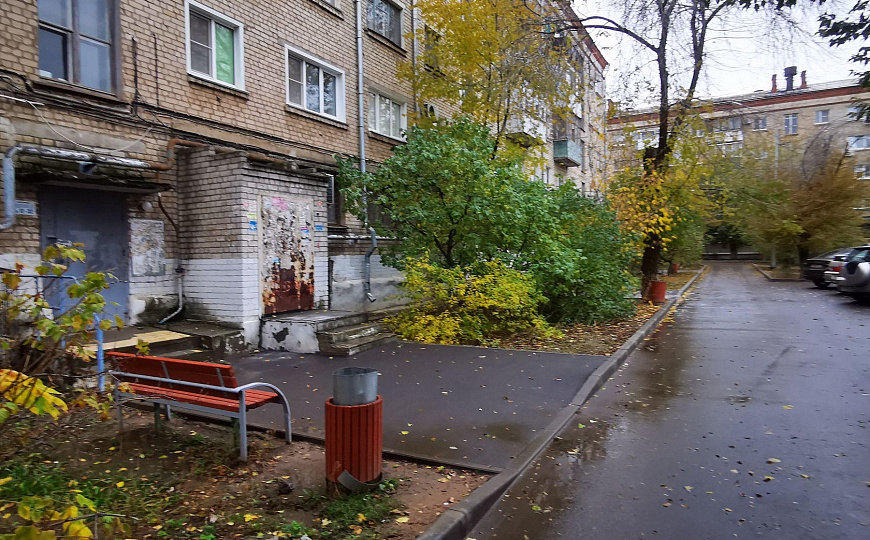 помещение с витринами, аптека, магазин, салон, 90 м² фото