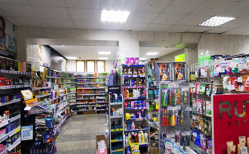 помещение с витринами, аптека, магазин, салон, 90 м² фото