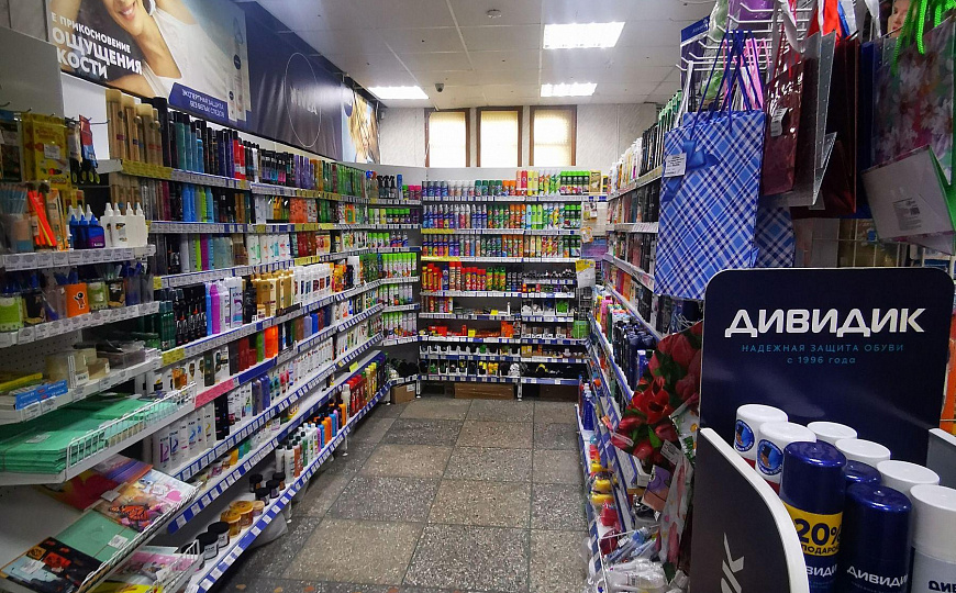 помещение с витринами, аптека, магазин, салон, 90 м² фото