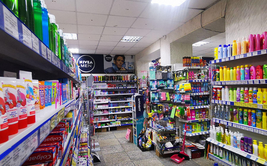 помещение с витринами, аптека, магазин, салон, 90 м² фото