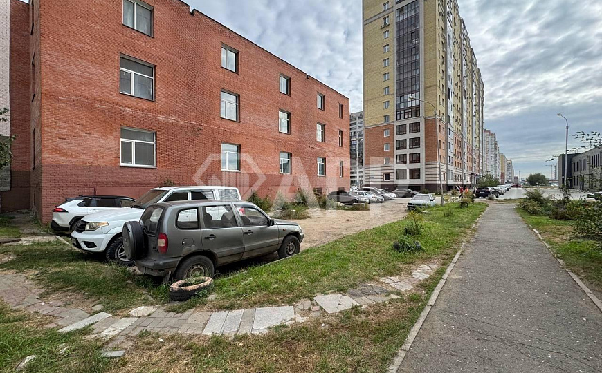 Центр левого берега/Холодный склад/Производство фото