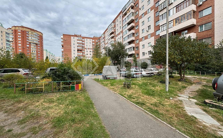 Центр левого берега/Холодный склад/Производство фото