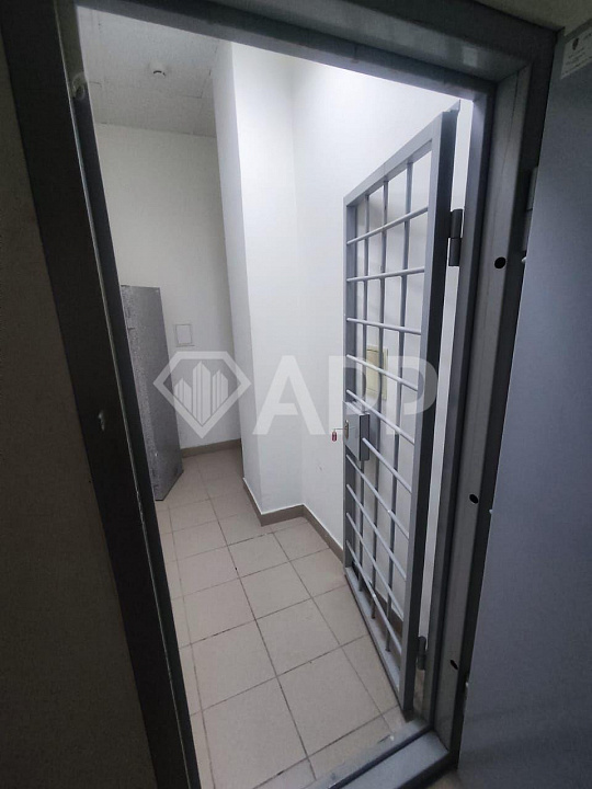 Свободного назначения/Высокий трафик/Голубой огонёк/136м² фото