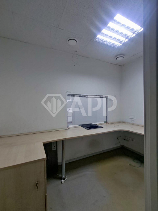 Свободного назначения/Высокий трафик/Голубой огонёк/136м² фото