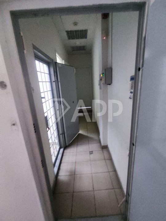 Свободного назначения/Высокий трафик/Голубой огонёк/136м² фото