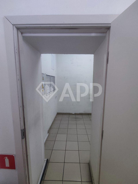 Свободного назначения/Высокий трафик/Голубой огонёк/136м² фото