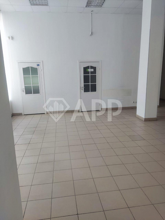 Свободного назначения/Высокий трафик/Голубой огонёк/136м² фото