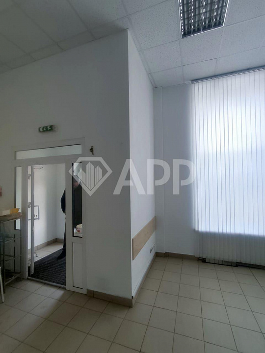 Свободного назначения/Высокий трафик/Голубой огонёк/136м² фото