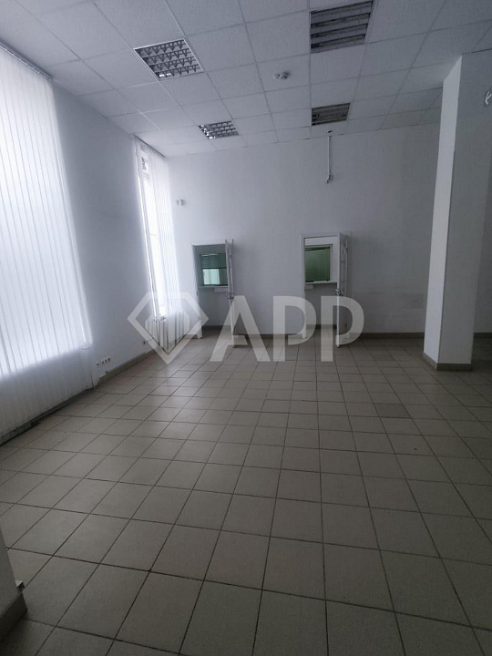 Свободного назначения/Голубой огонёк/1 линия/очень высокий трафик/50м² фото