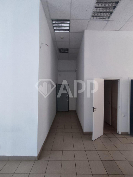 Свободного назначения/Голубой огонёк/1 линия/очень высокий трафик/50м² фото