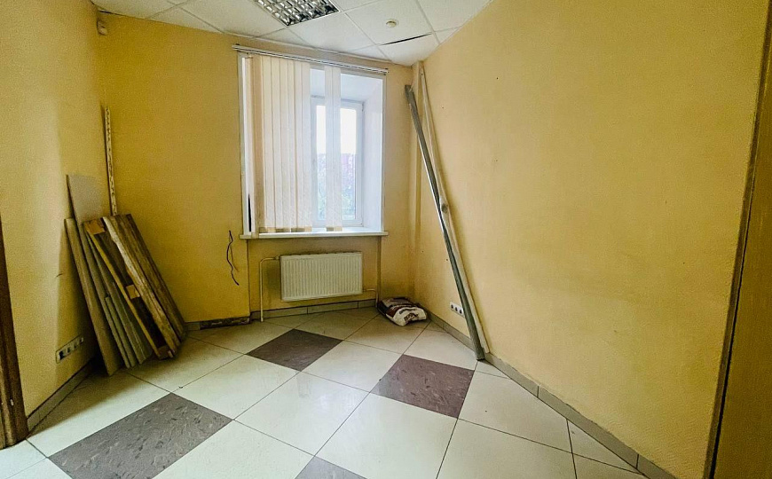 Сдам торговое место в действующем магазине до 34 м2 фото