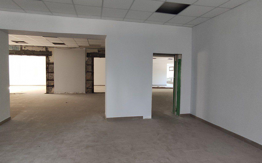 Производство, фитнесцентр, детская студия, магазин 300 м2 фото