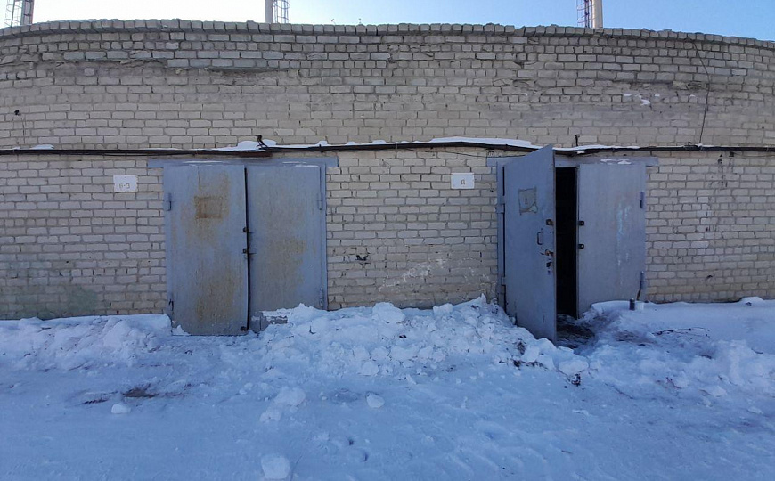 Открытая площадка с кран-балкой фото