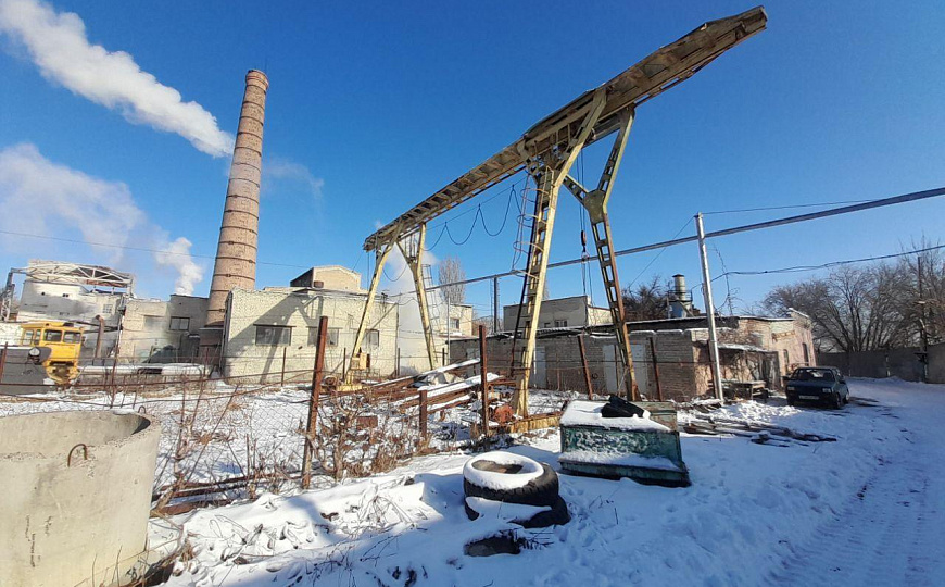 Открытая площадка с кран-балкой фото