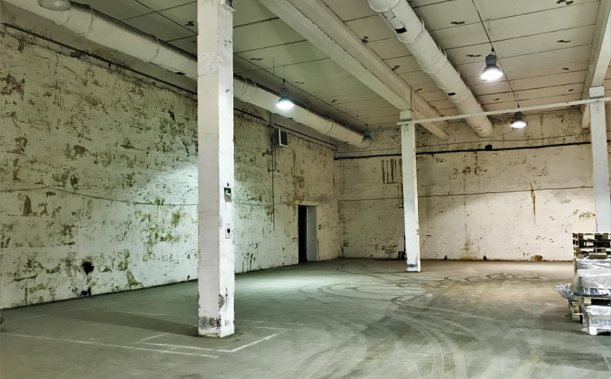 Сдам складское помещение, 1 100 м² фото