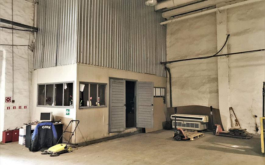 Сдам складское помещение, 1 100 м² фото