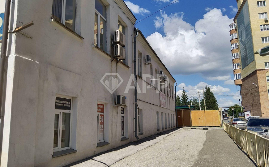 Продам 2-этажное здание, 307 м² фото