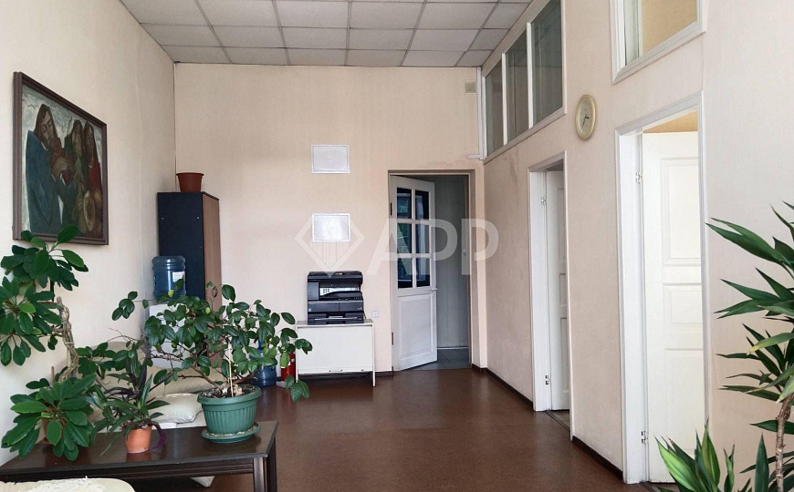 Продам 2-этажное здание, 307 м² фото