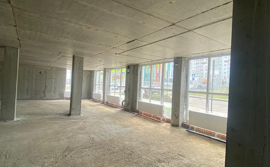 Помещение свободного назначения 275 м2. Булгаковский парк. фото