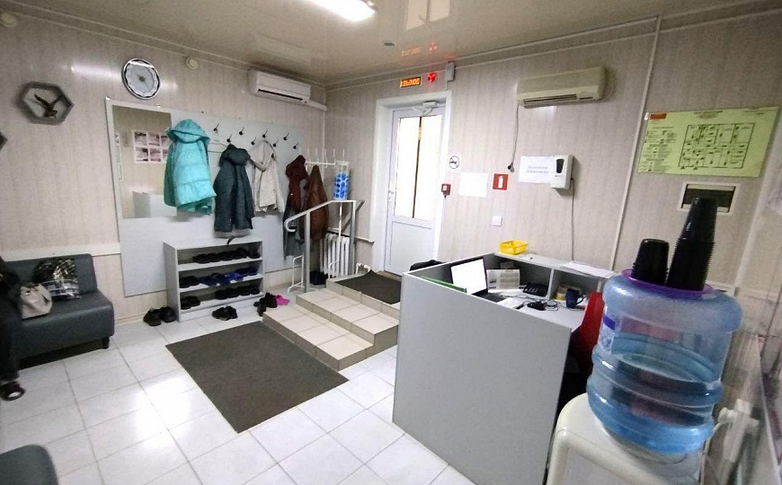 Торгово-офисное помещение 167,3 м2 фото