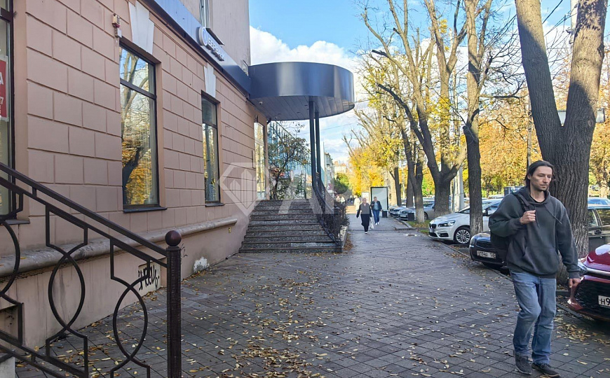 Сдам офисное помещение, 77,4 м² фото