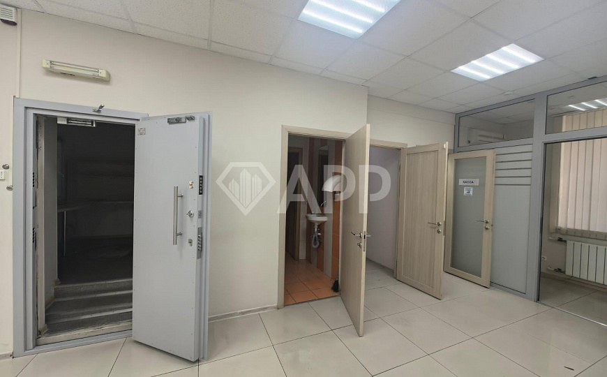 Сдам офисное помещение, 77,4 м² фото