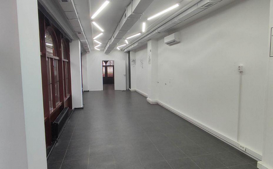 Сдам помещение  67 м² по льготной цене фото