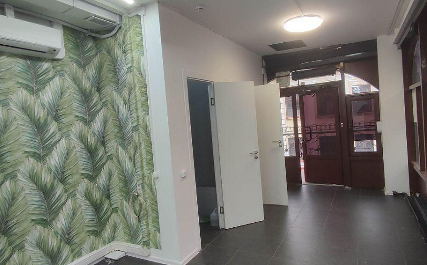 Сдам помещение  67 м² по льготной цене фото