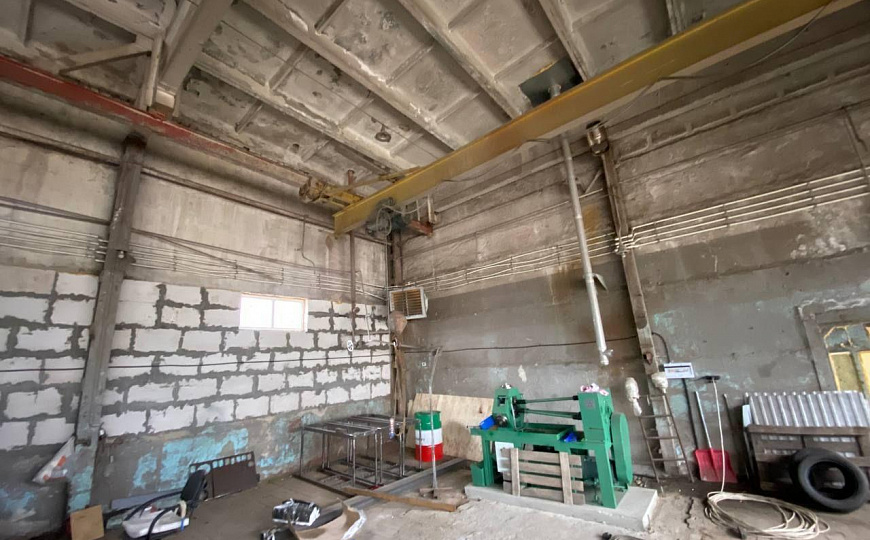 Продается производственная база 30 соток с боксом 492 кв.м фото