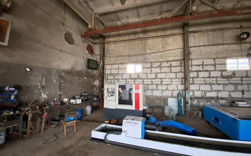 Продается производственная база 30 соток с боксом 492 кв.м фото