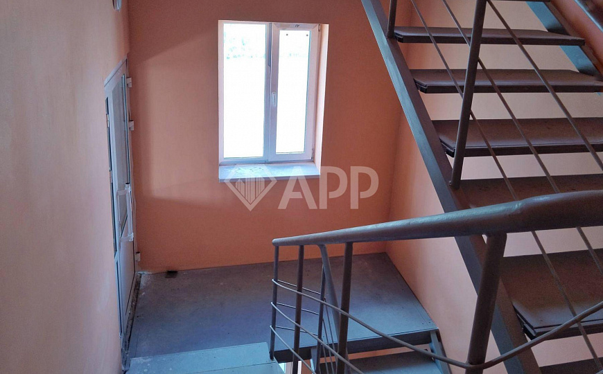 Здание на первой линии/Трафик/1 линия фото