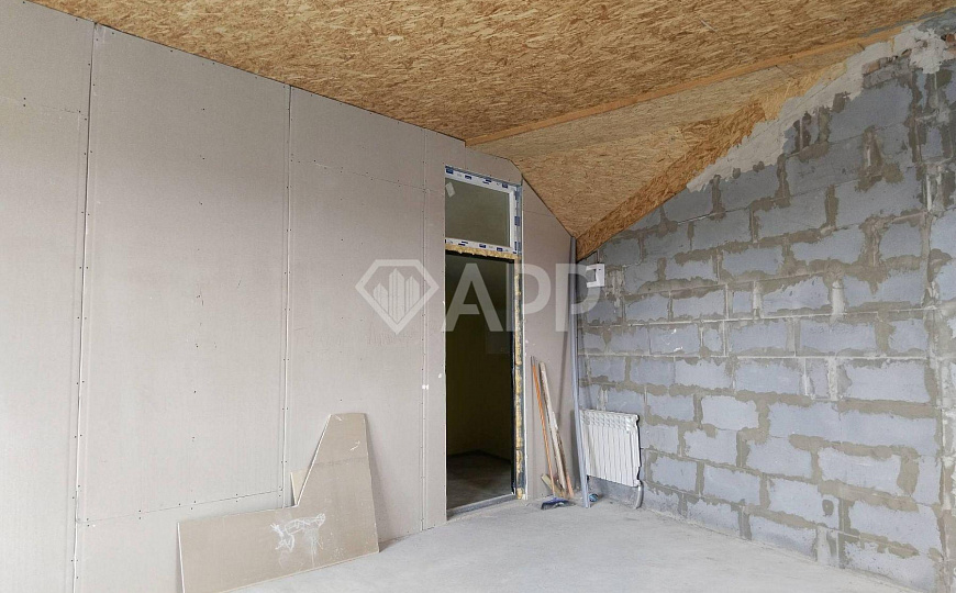 Здание на первой линии/Трафик/1 линия фото