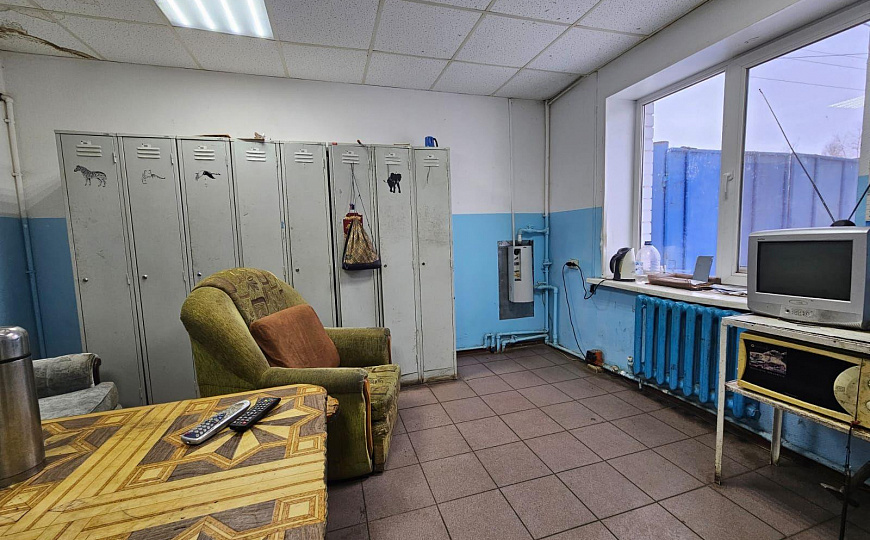 Продается производственная база, 4 000 м² фото