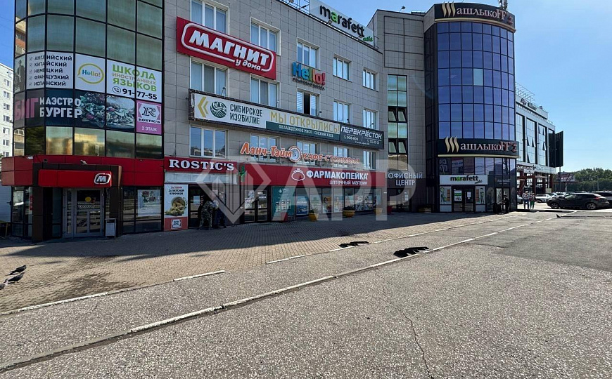 Левый берег, высокий трафик, напротив остановки, 150 м2 фото