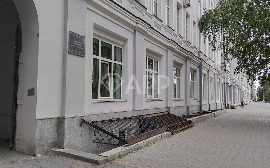 Офисы 750 м² / Весь 2 этаж / Гагарина 36 фото