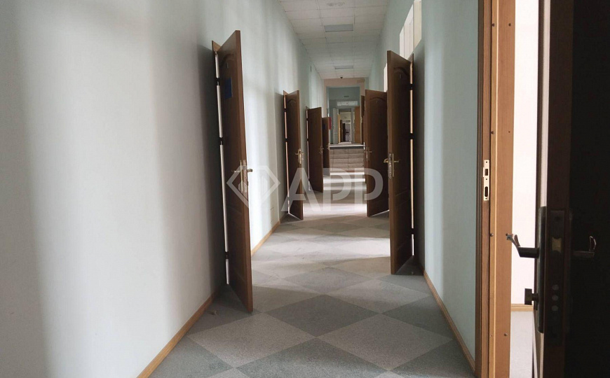 Офисы 750 м² / Весь 2 этаж / Гагарина 36 фото