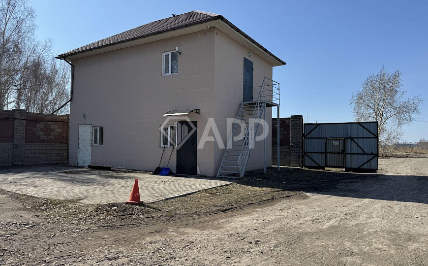 Отдельно стоящее здание фото