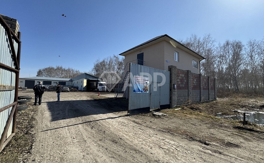 Отдельно стоящее здание фото