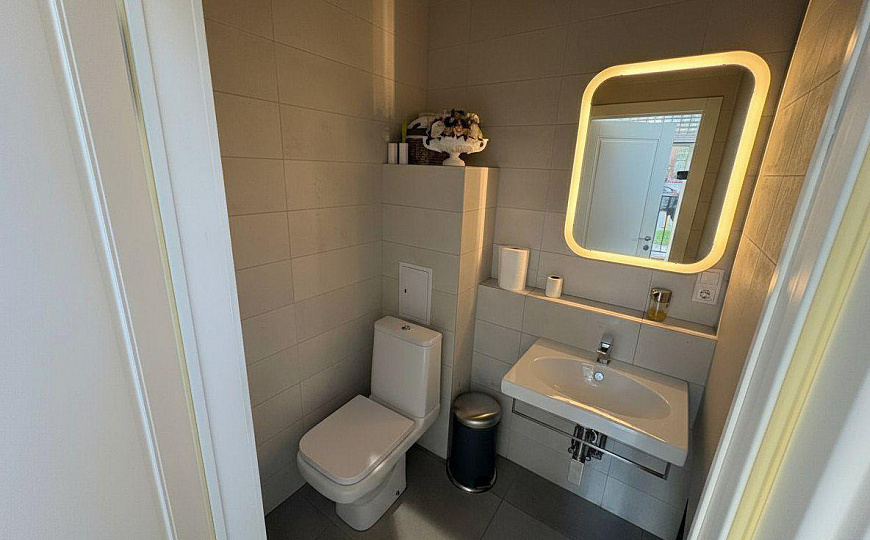 Салон красоты/ бьюти / наращивание волос / маникюр фото