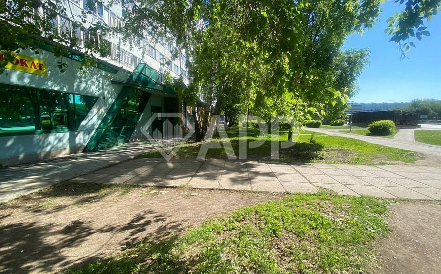 Сдается помещение свободного назначения (10 кв + 35 кв) фото