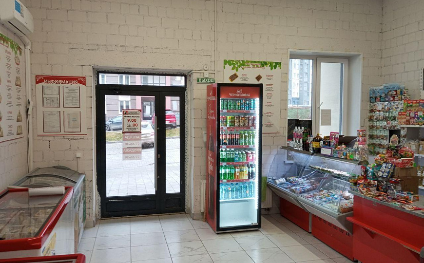 Торговое помещение 42 м² фото