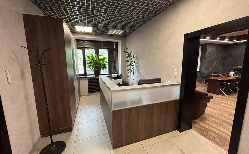 Сдам бизнес-центр/офисный центр, 400 м² фото