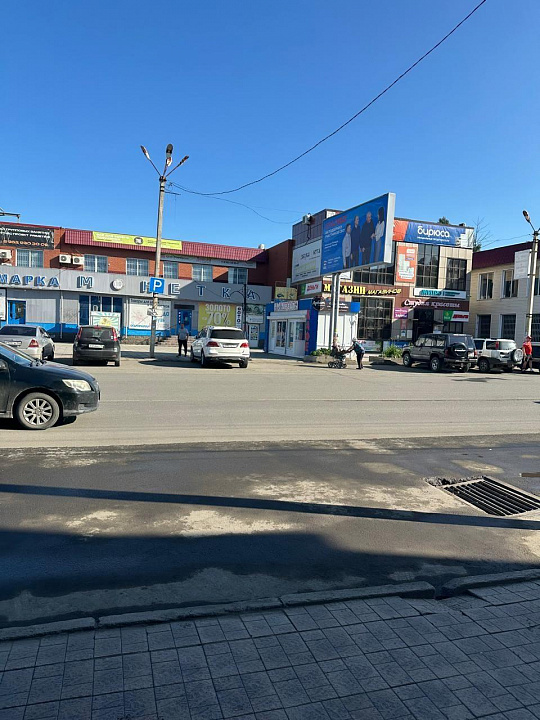 Сдам торговое помещение, 360 м² фото