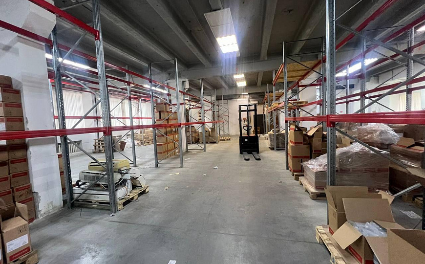 Продажа производственно-складского помещения, 1300м², 1 линия фото