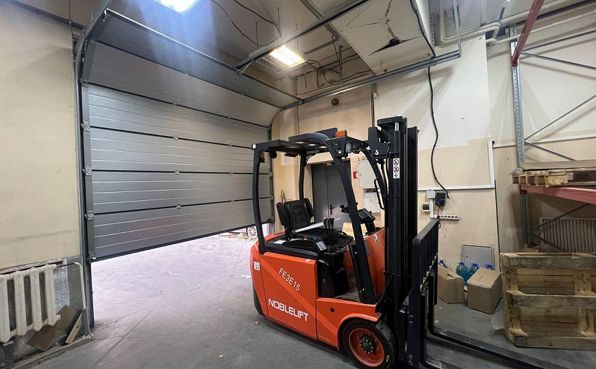 Продажа производственно-складского помещения, 1300м², 1 линия фото