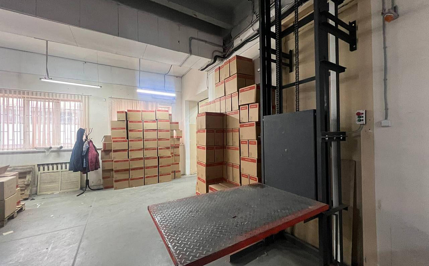 Продажа производственно-складского помещения, 1300м², 1 линия фото